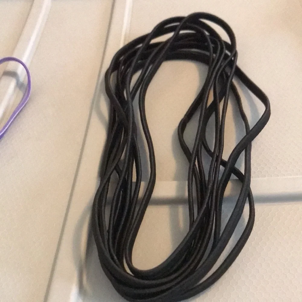 Elastic assorted Headbands - Picture 3 of 3